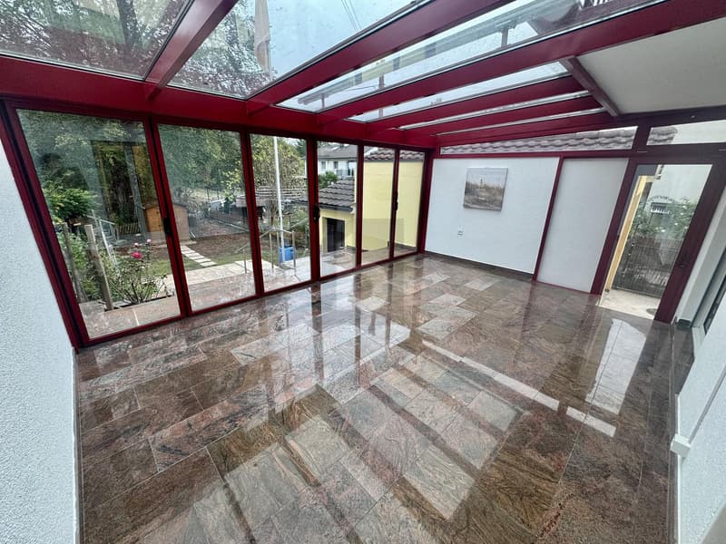 MIT WINTERGARTEN, GARAGE UND GARTEN! (3)