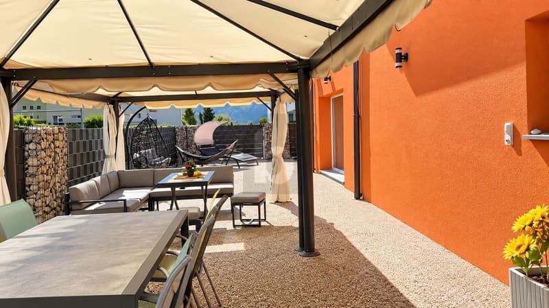 PRIX TOP, MODERNE AVEC JARDIN ET TERRASSES (5)