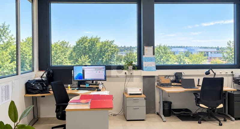 MODERNE ET SPACIEUX ESPACE (4)