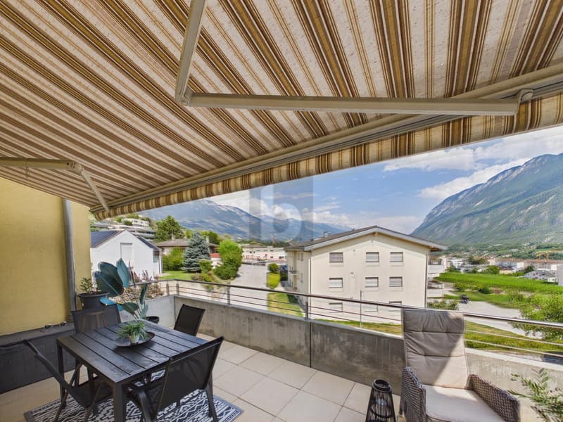 TERRASSE VERS LES ALPES (1)
