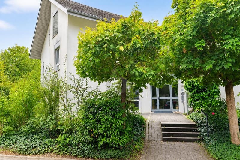 AN RUHIGER LAGE MIT VIEL PRIVATSPHÄRE! (1)
