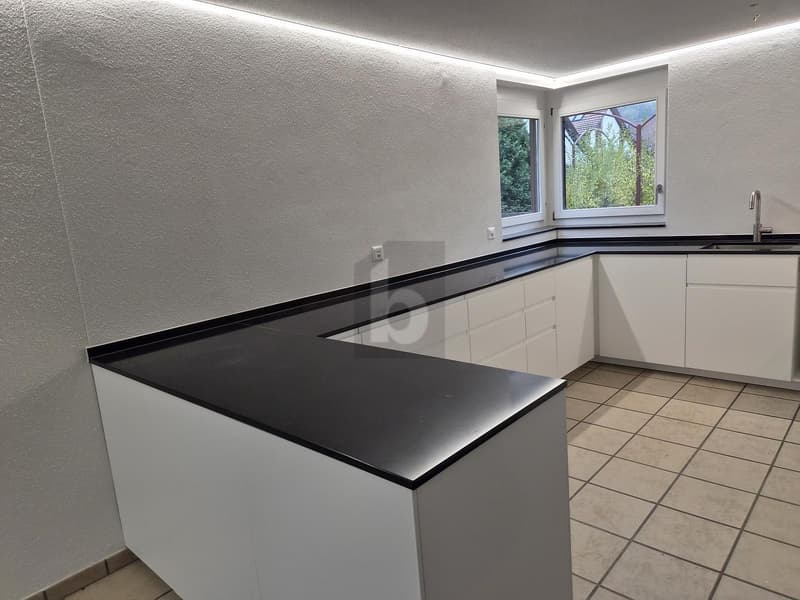 FRISCH RENOVIERT MIT GARTEN UND VIEL PLATZ (5)