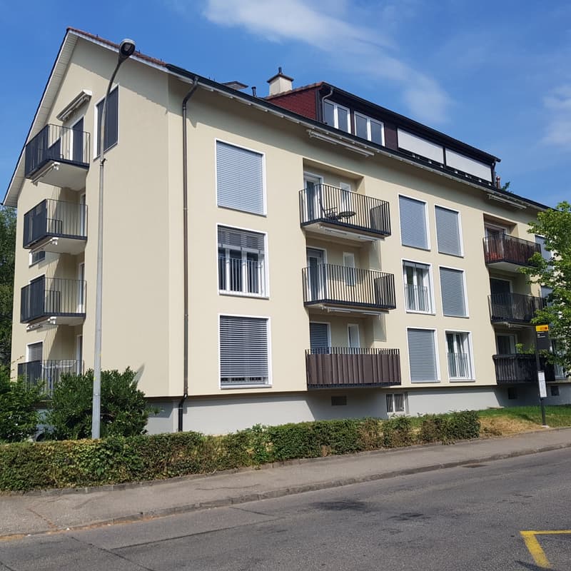Liegenschaft vorne