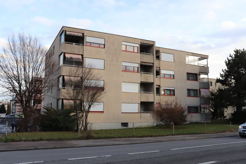 Gemütliche 3-Zimmer-Wohnung im Erdgeschoss in Wil SG – ab sofort verfügbar (1)
