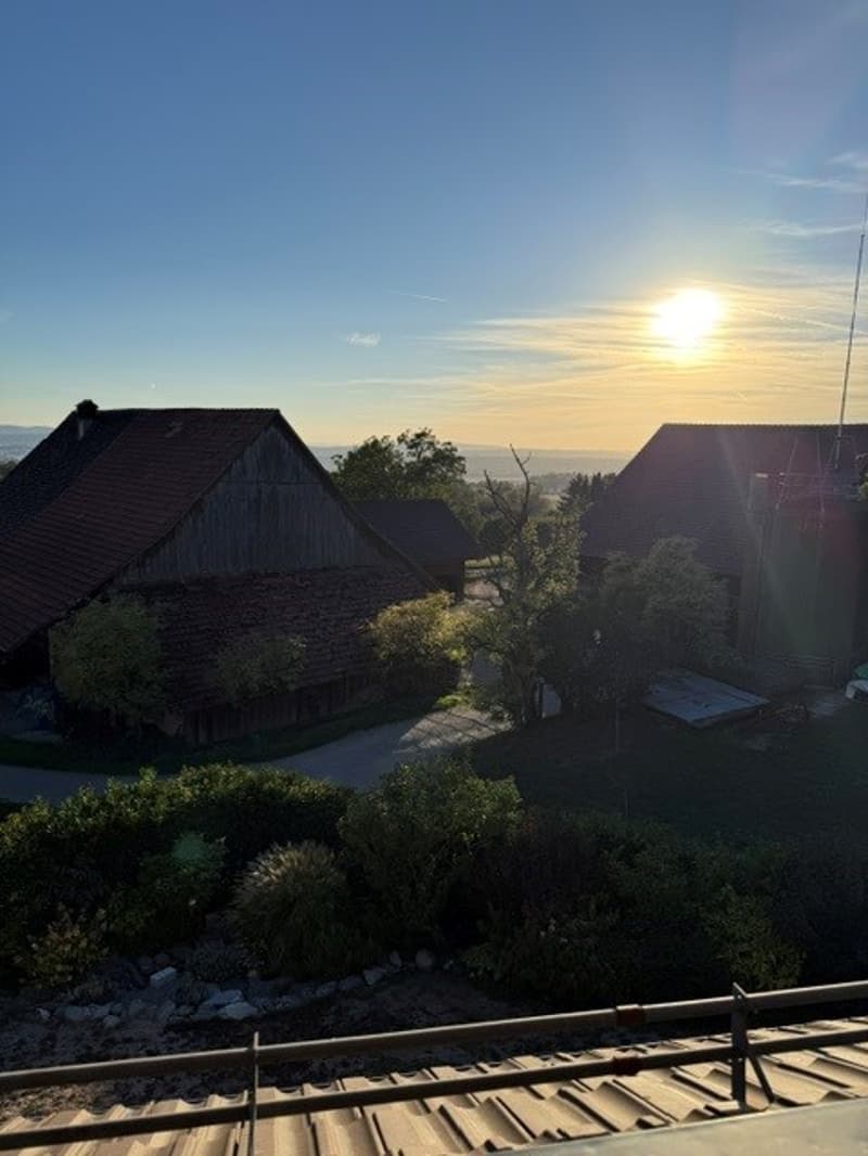 3 1/2-Zimmer-Maisonette-Wohnung mit traumhafter Weitsicht mitten im Golfparadies (28)
