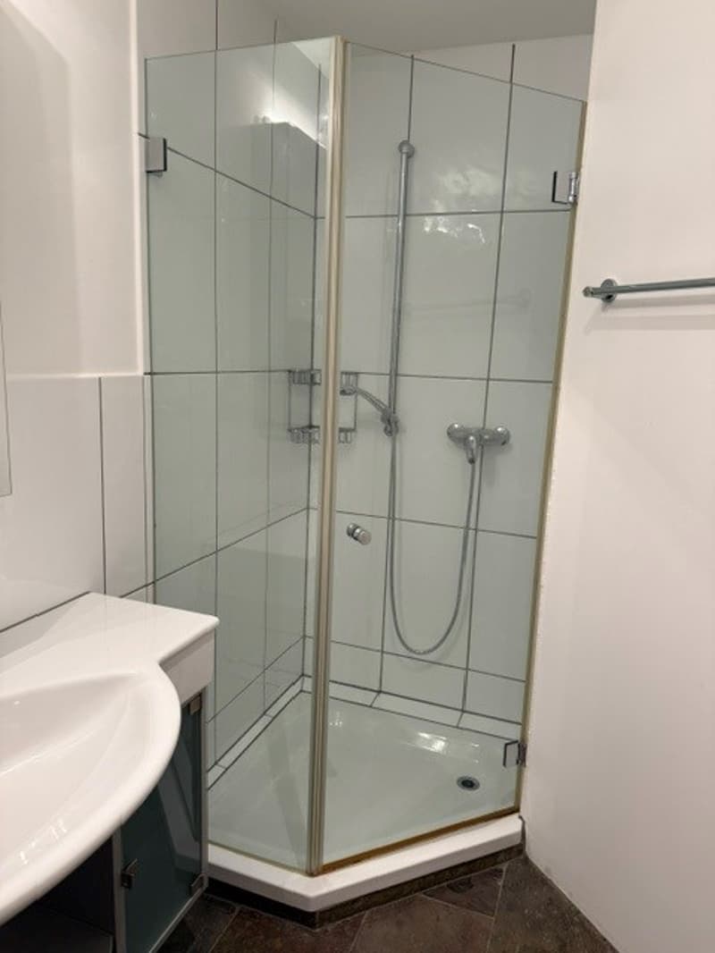 3 1/2-Zimmer-Maisonette-Wohnung mit traumhafter Weitsicht mitten im Golfparadies (14)