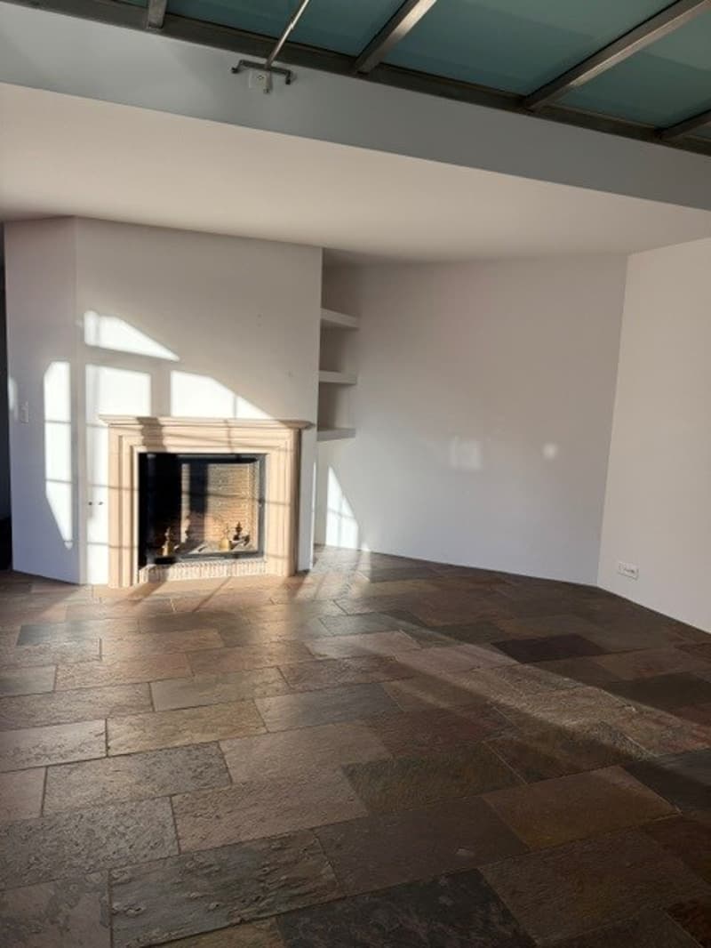 3 1/2-Zimmer-Maisonette-Wohnung mit traumhafter Weitsicht mitten im Golfparadies (6)
