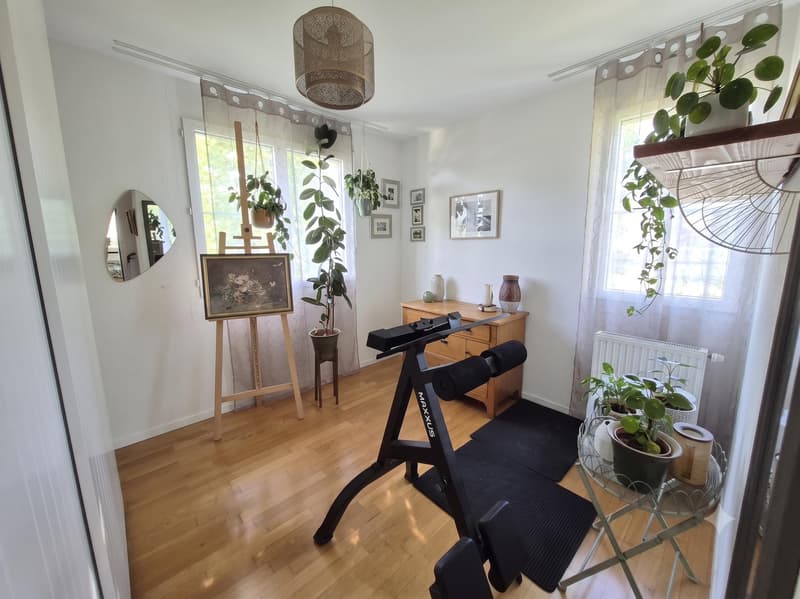 Spacious 4.5-room apartment in the center of Illnau (6)