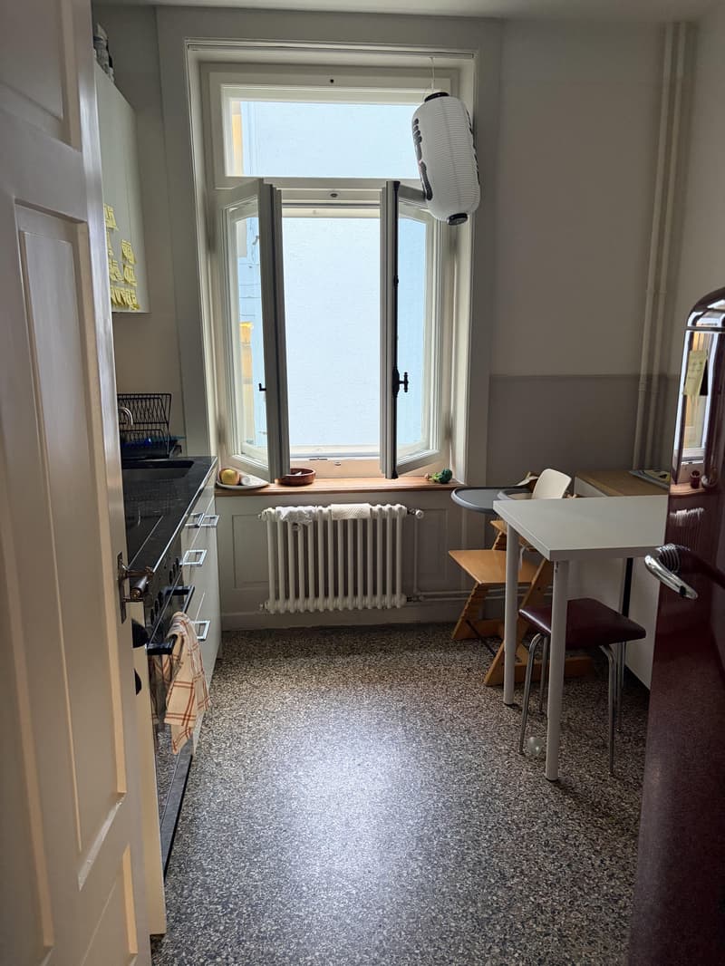 Charming City Apartment (7)