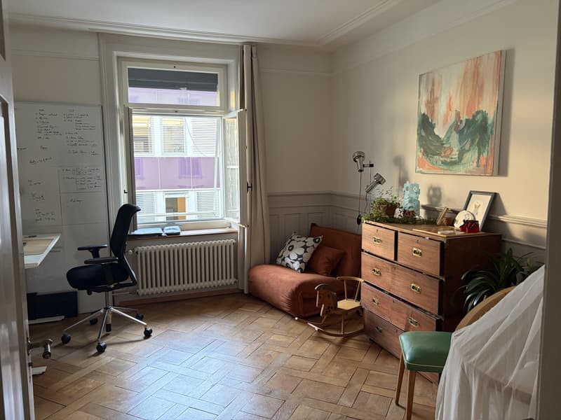 Charming City Apartment (3)