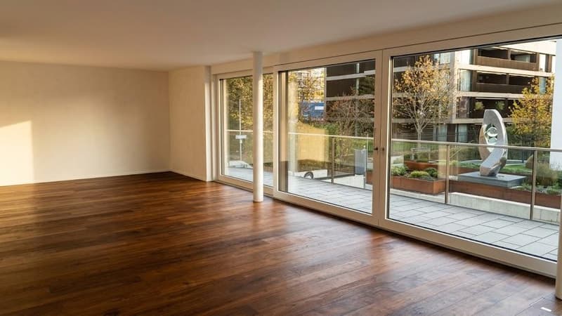4.5-Zimmer-Wohnung mit grosser Terrasse im beliebten Allenmoosquartier (2)