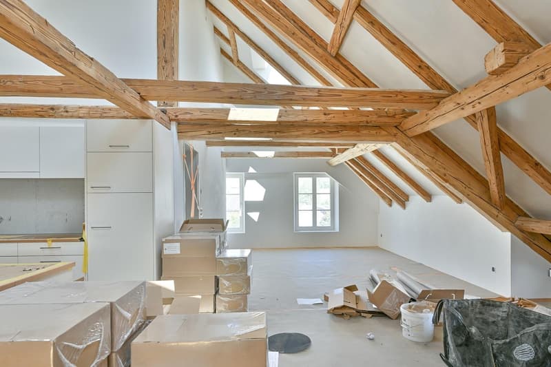 Grosszügige 3.5-Zimmer-Dachwohnung mit historischem Charme (7)