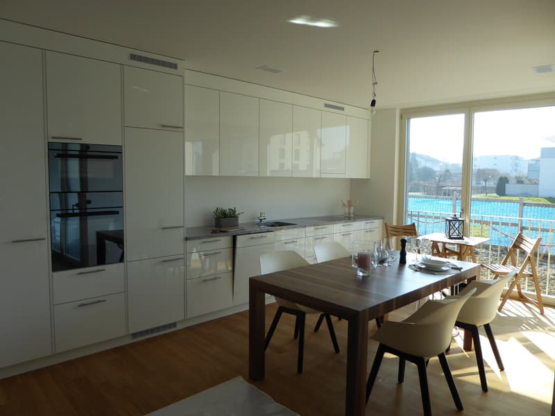 Modern 2.5-room terrace apartment with a view in Bonstetten (2)