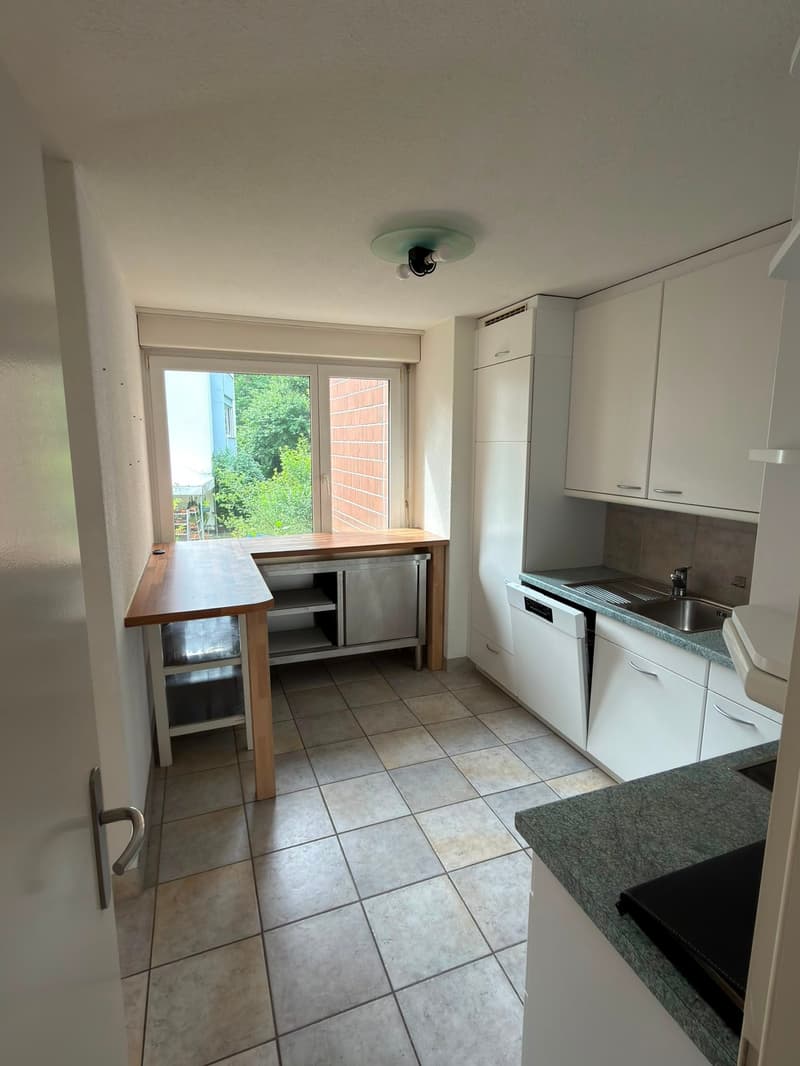 Sonnige 3-Zimmer-Wohnung mit Cheminée und Balkon in ruhiger Waldnähe (13)