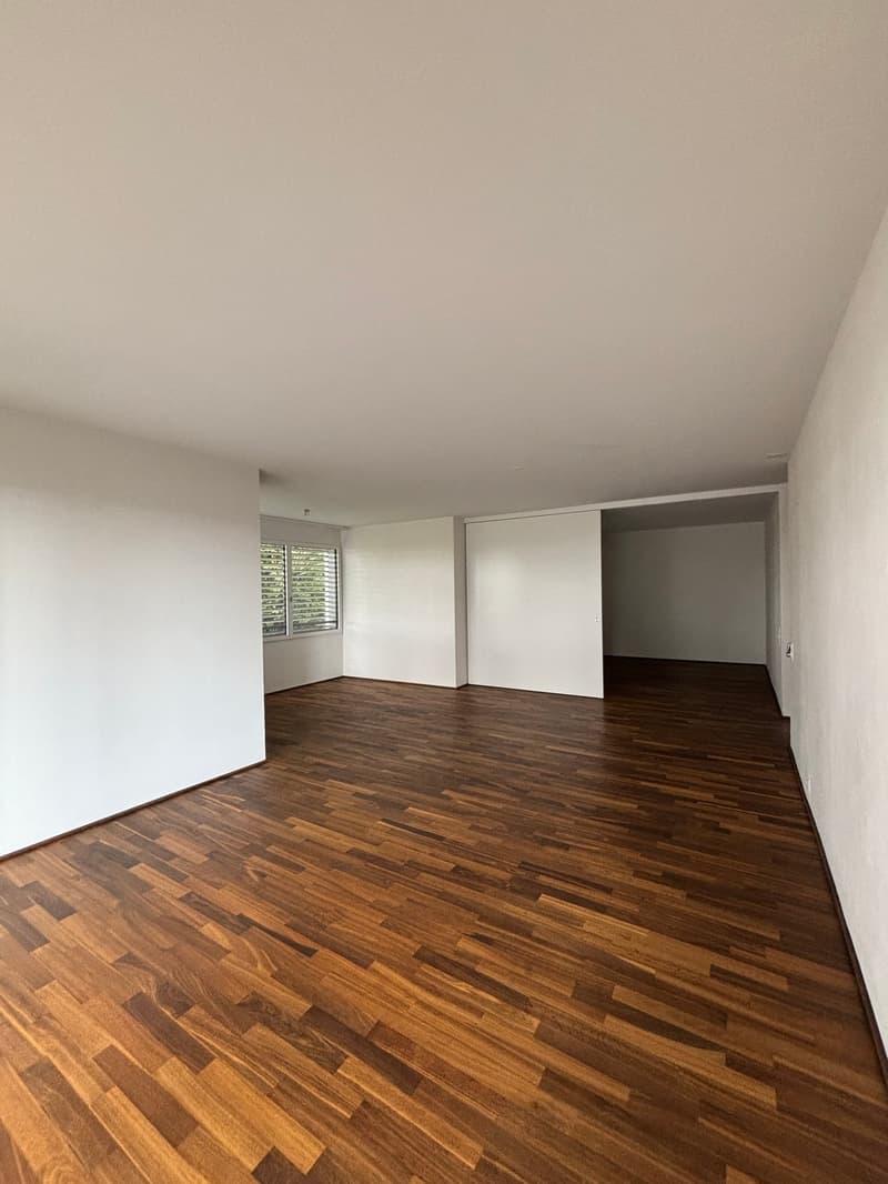 Helle 4.5-Zimmer-Wohnung mit Balkon an ruhiger Lage in Zürich 8044 (8)