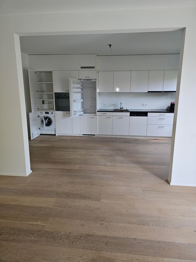 Limité jusqu'au 30.09.2027 – Appartement spacieux 2.5 pièces avec place assise dans le jardin à Herrliberg (8)