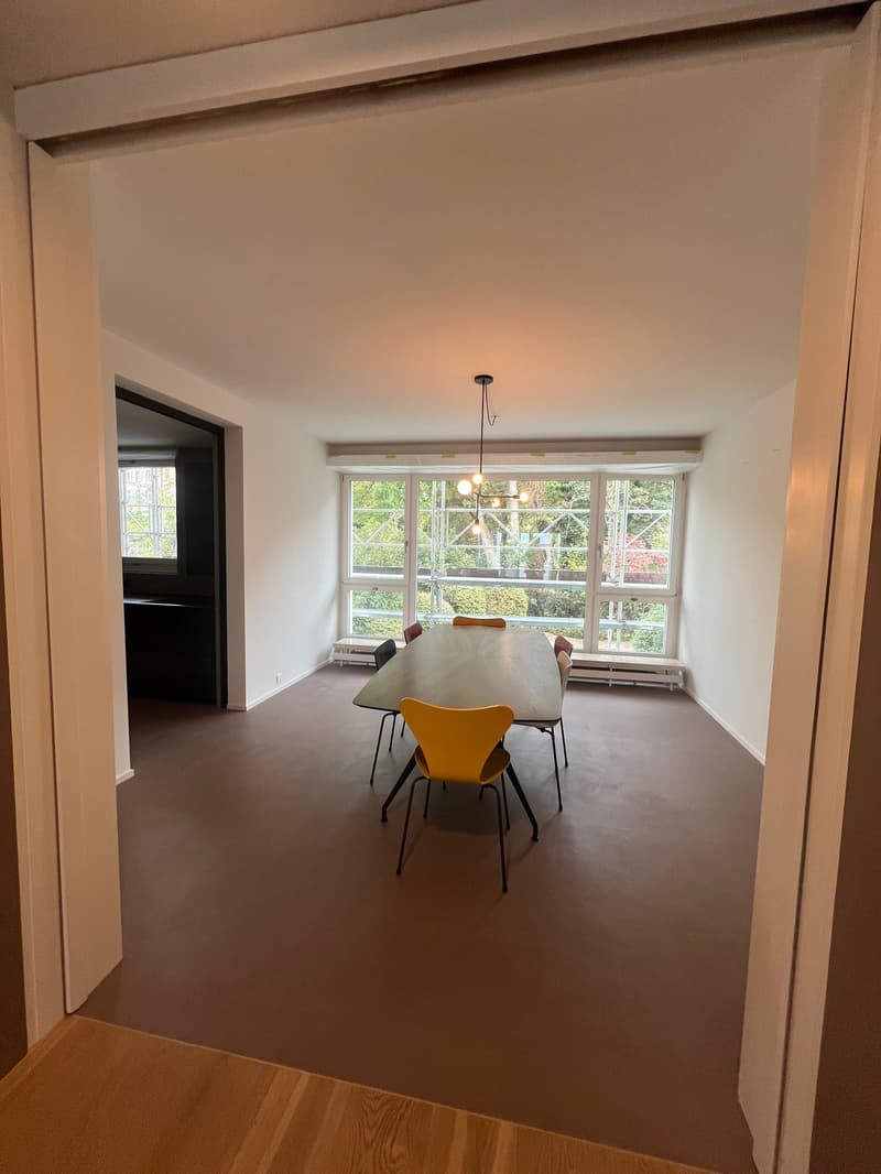Geräumige 5-Zimmer-Wohnung mit Balkon und schöner Aussicht in Zürich-Fluntern (5)