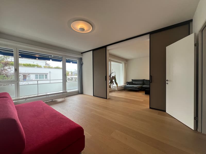Geräumige 5-Zimmer-Wohnung mit Balkon und schöner Aussicht in Zürich-Fluntern (8)