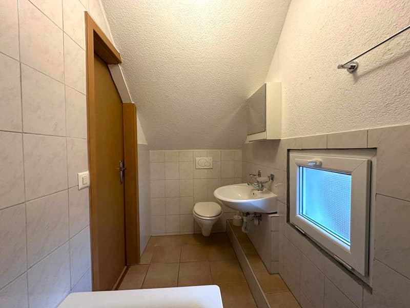 Charmante 2.5-Zimmer-Wohnung im Dachgeschoss in Romanshorn – ab Dezember 2026 verfügbar (7)