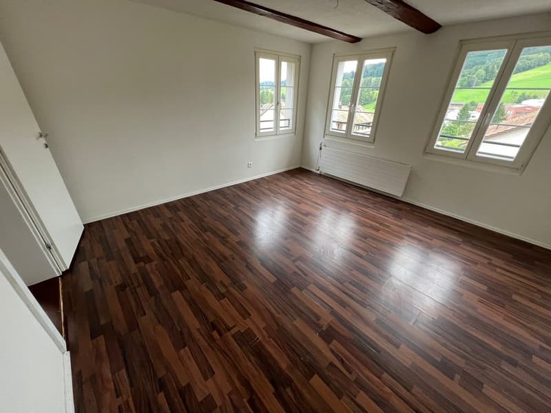 Charmante 3.5-Zimmer-Wohnung mit Balkon in Degersheim (12)