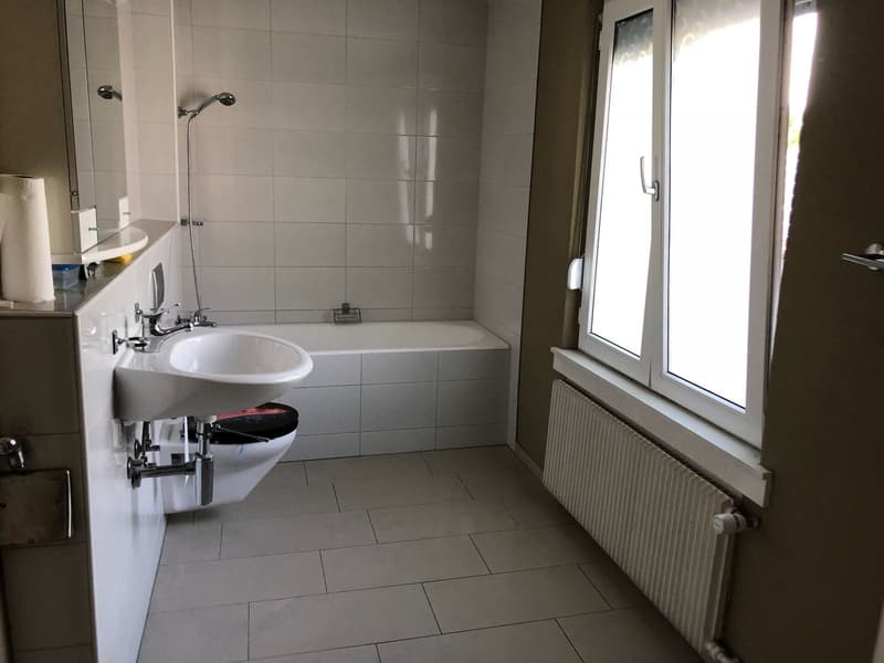 Helle 3.5-Zimmer-Wohnung mit Balkon in Flawil – ab Februar 2027 verfügbar (11)