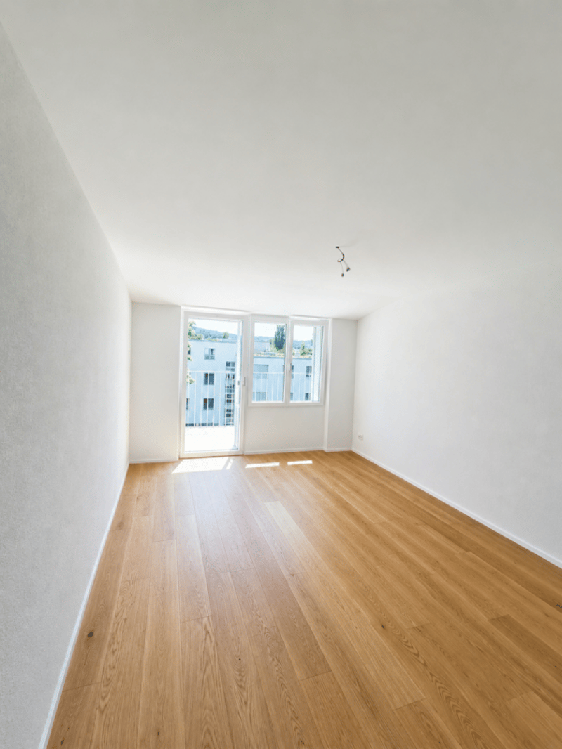 Appartamento mansardato appena ristrutturato dopo una ristrutturazione completa della proprietà (7)
