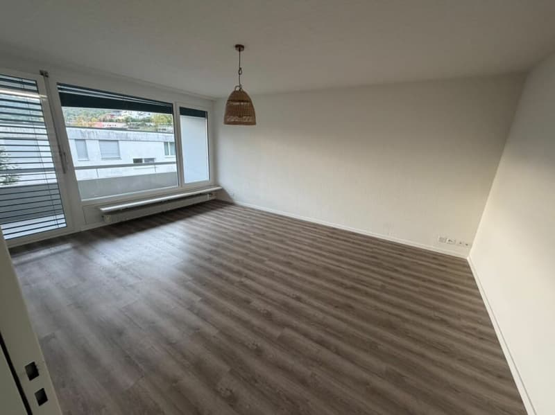 schöne 2.5 Zimmerwohnung (5)