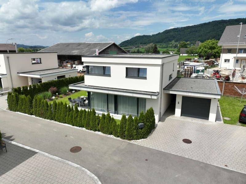 Top modernes Einfamilienhaus mit Garage (1)