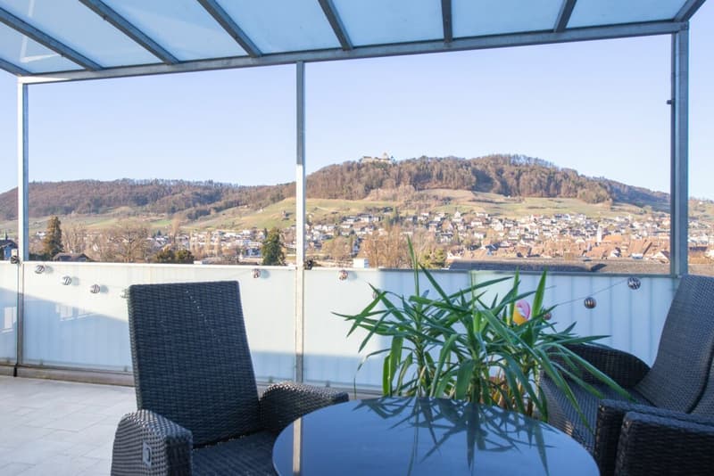 Modern 4.5-room apartment with large balcony - just a few steps from the train station (10)
