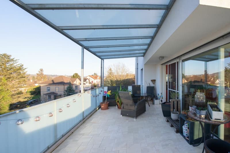 Modern 4.5-room apartment with large balcony - just a few steps from the train station (11)