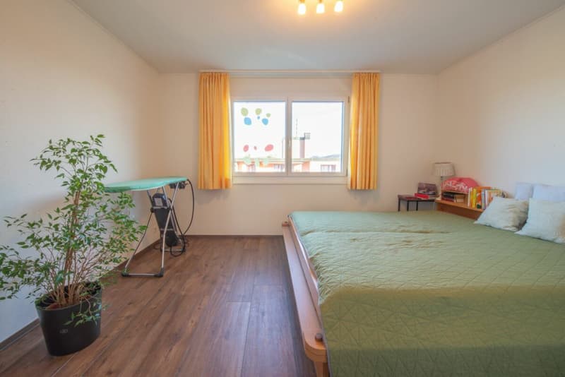Modern 4.5-room apartment with large balcony - just a few steps from the train station (15)