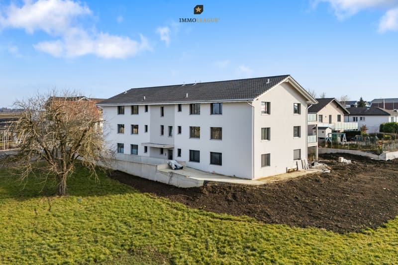 In Massivbauweise realisiert und architektonisch klar gestaltet.