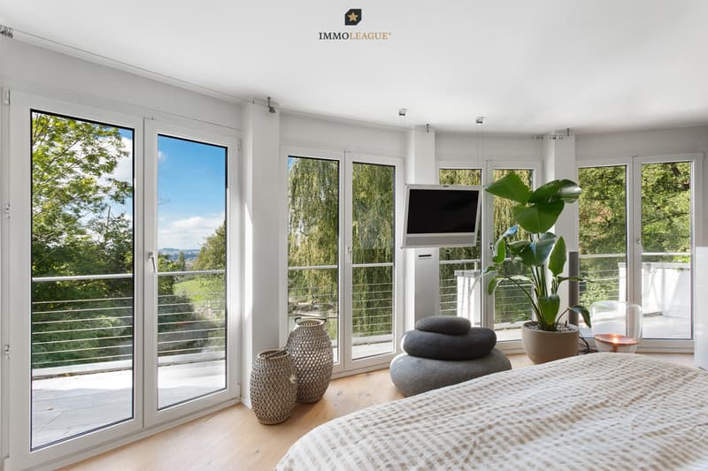 Seltene Gelegenheit: Villa mit Privatweiher an idyllischer Lage. (7)
