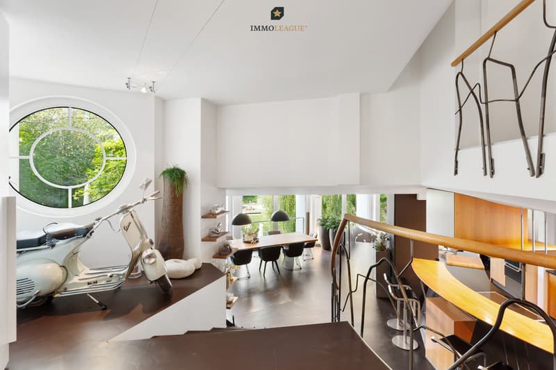 Seltene Gelegenheit: Villa mit Privatweiher an idyllischer Lage. (4)