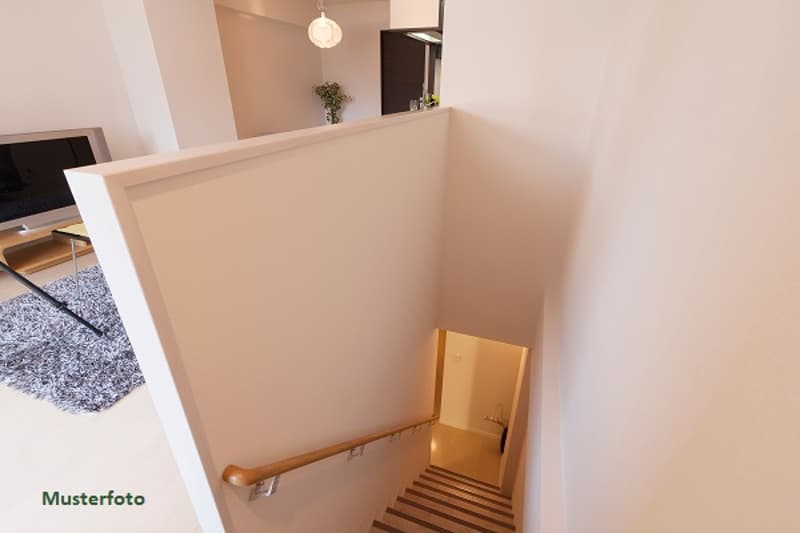 *Maisonnette avec jardin* (1)