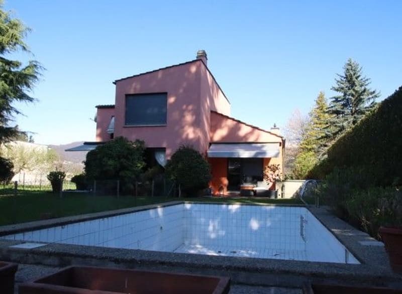*Maison unifamiliale* (1)