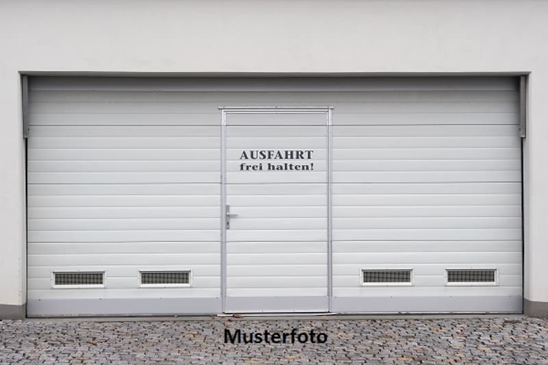 *Garage/Storage box* (1)