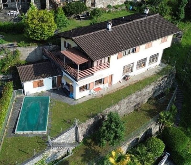 Maison unifamiliale avec vue sur le lac (1)