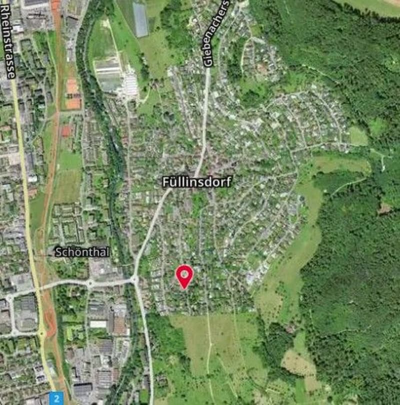 *Einfamilienhaus mit Schwimmbecken* (5)