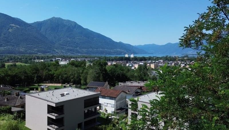 *Rustico con vista sul lago* (2)