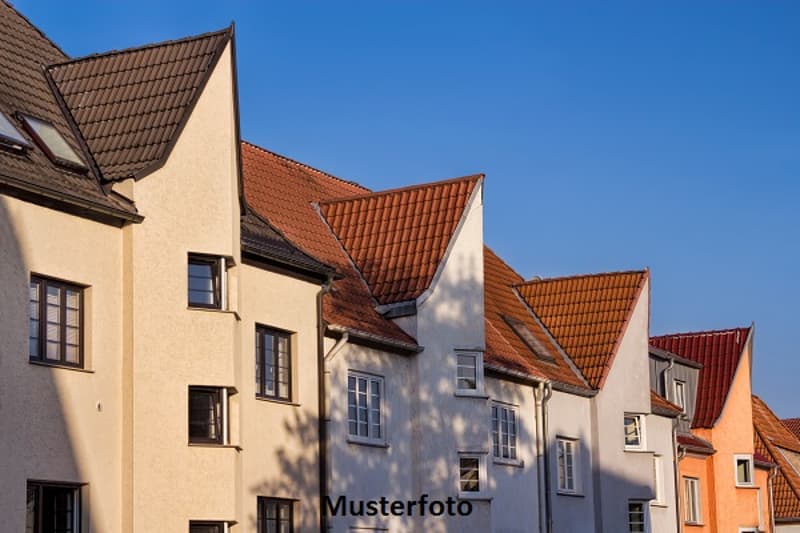 *Maison de 4 appartements et restaurant* (1)