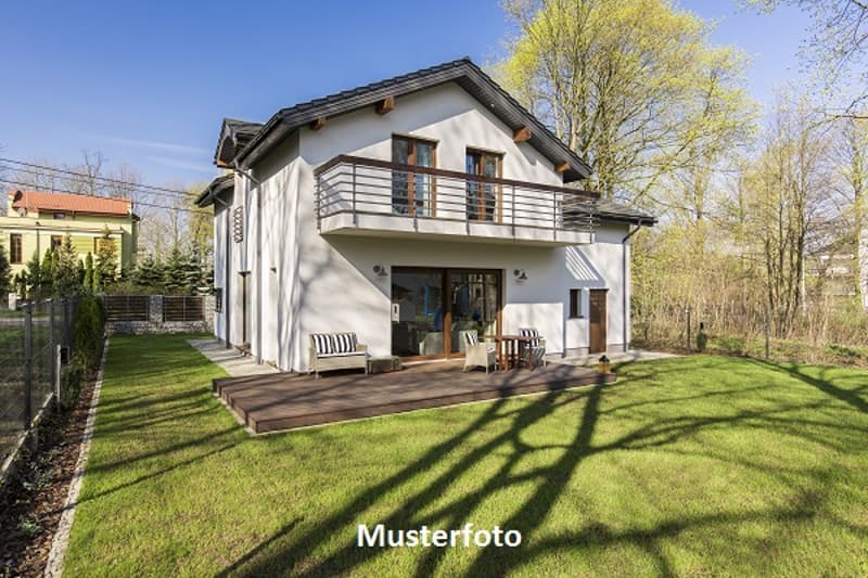 *Einfamilienhaus* (1)