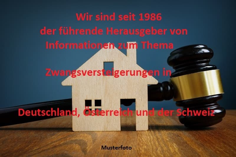 *Reihen-Einfamilienhaus* (2)
