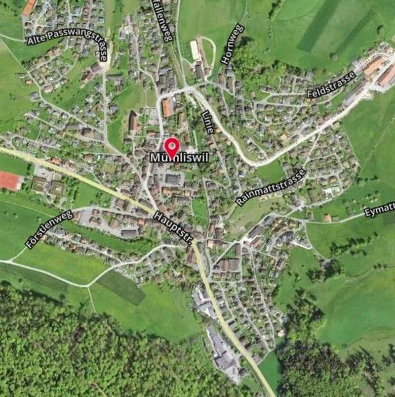 *6-Zimmer-Maisonette-Wohnung in zentraler Lage* (3)