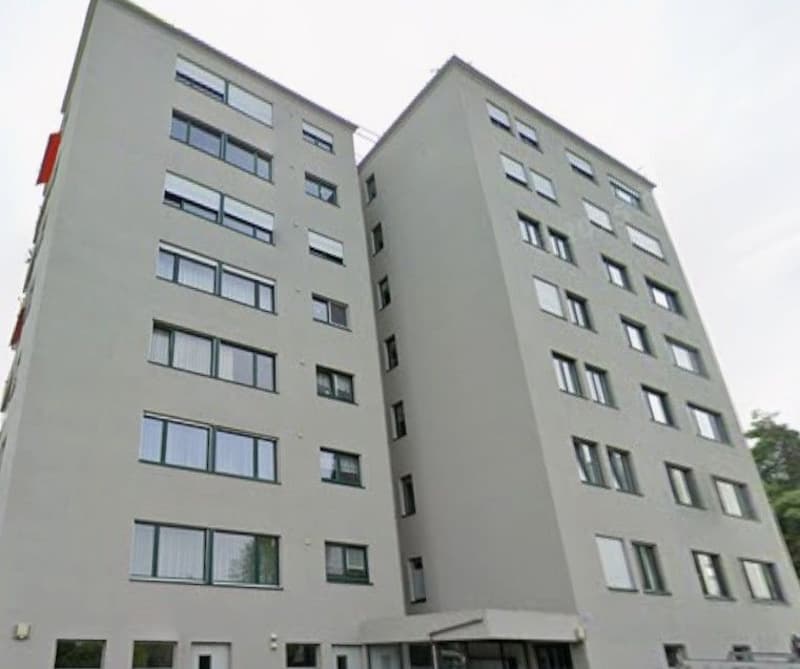 *4,5-Zimmerwohnung mit Garagenplatz* (1)