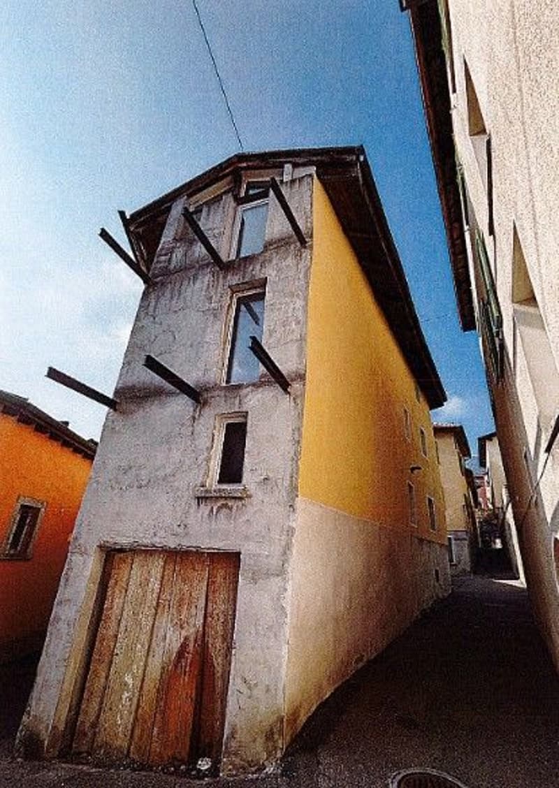 *Casa rurale con due appartamenti* (1)