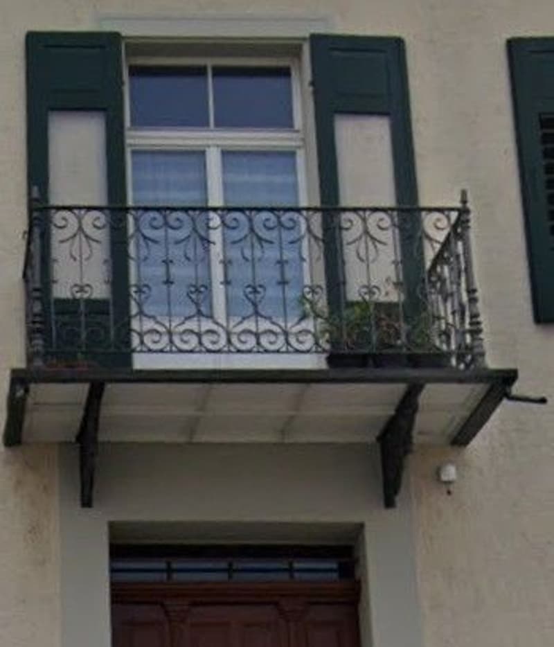 *Gewerbeobjekt mit Wohnung und Einzelzimmern* (8)
