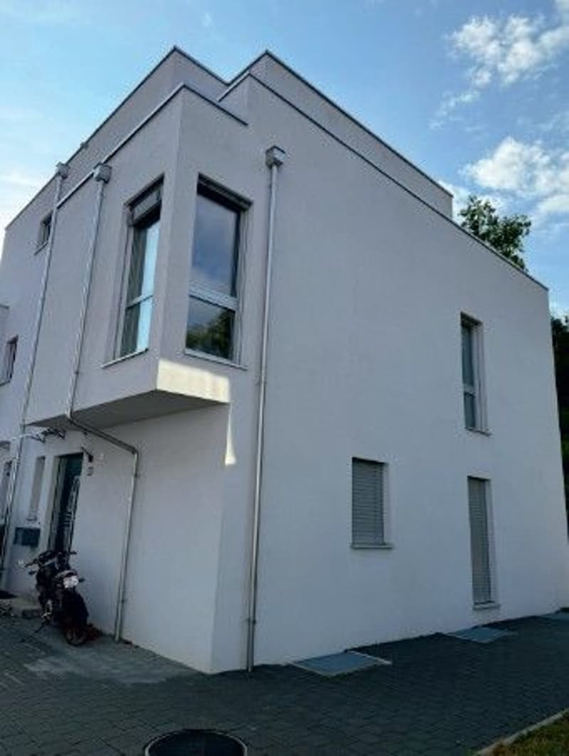*4,5-Zimmer-Einfamilienhaus* (6)