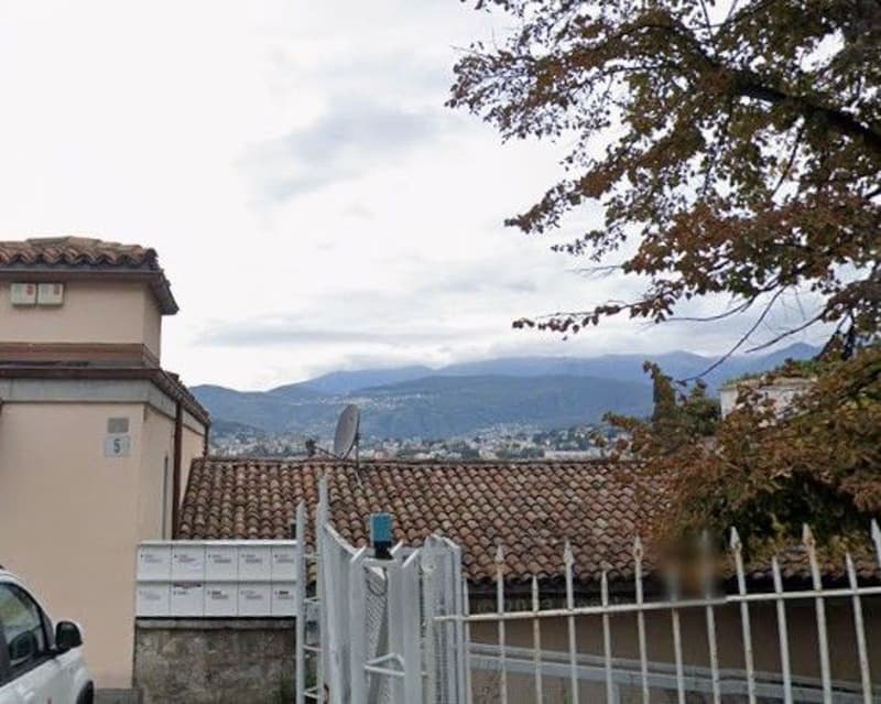 *2 appartamenti trasformati in un unico appartamento con ottima visual (2)