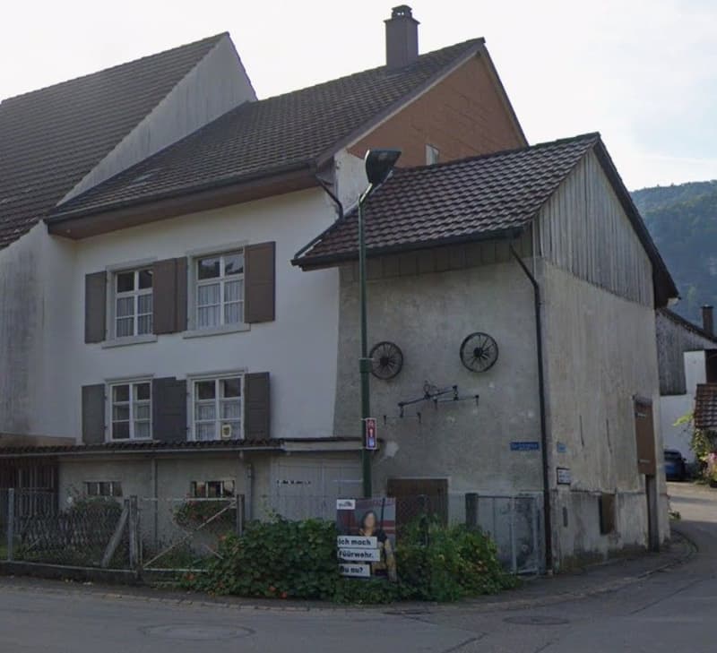 *Einfamilienhaus mit Gartenanlage und Agarland* (3)